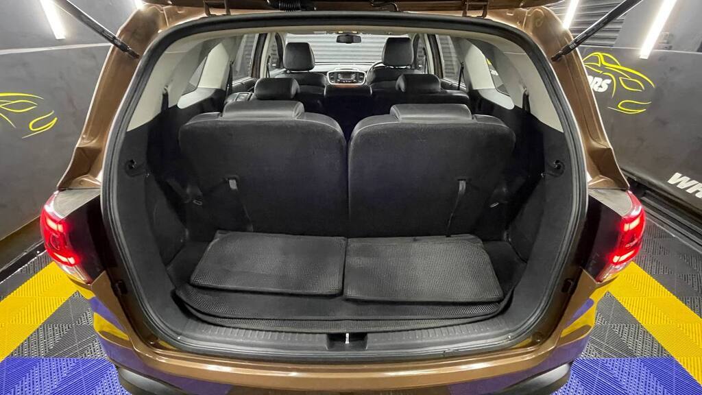 KIA SORENTO 2.2D AWD A/T 7 SEAT EX