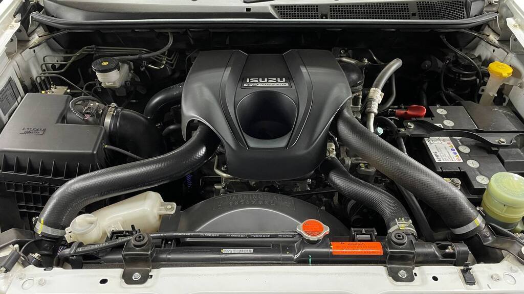 ISUZU D-MAX 250 HO HI-RIDE D/C P/U