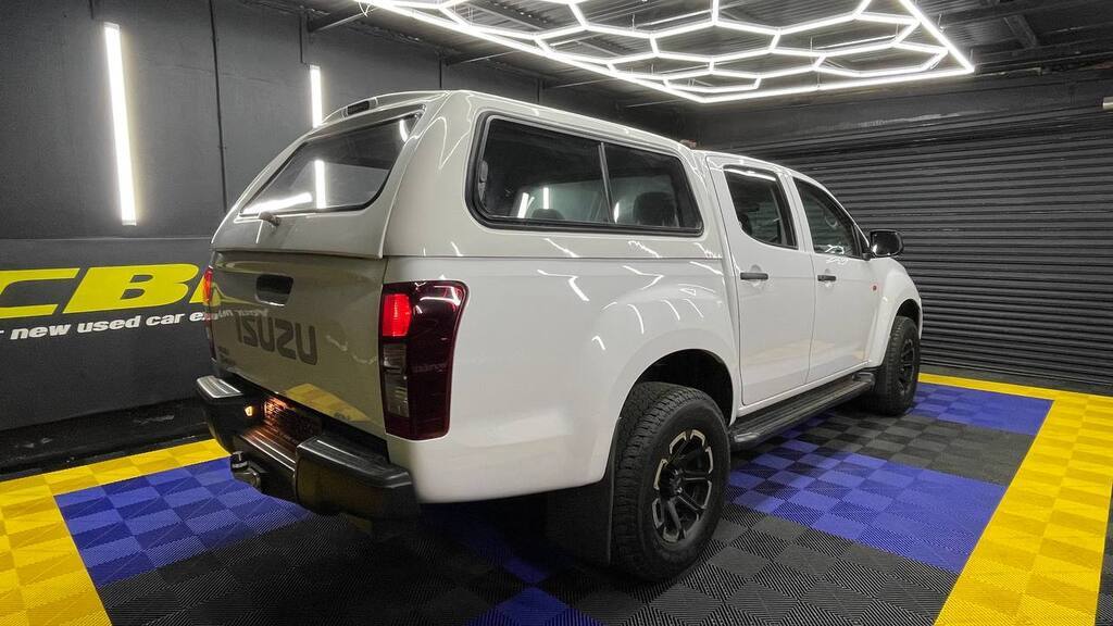 ISUZU D-MAX 250 HO HI-RIDE D/C P/U