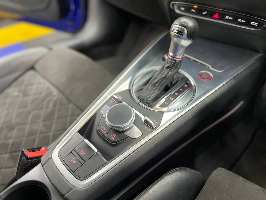 AUDI - TTS QUATTRO COUPE S TRONIC (228KW)