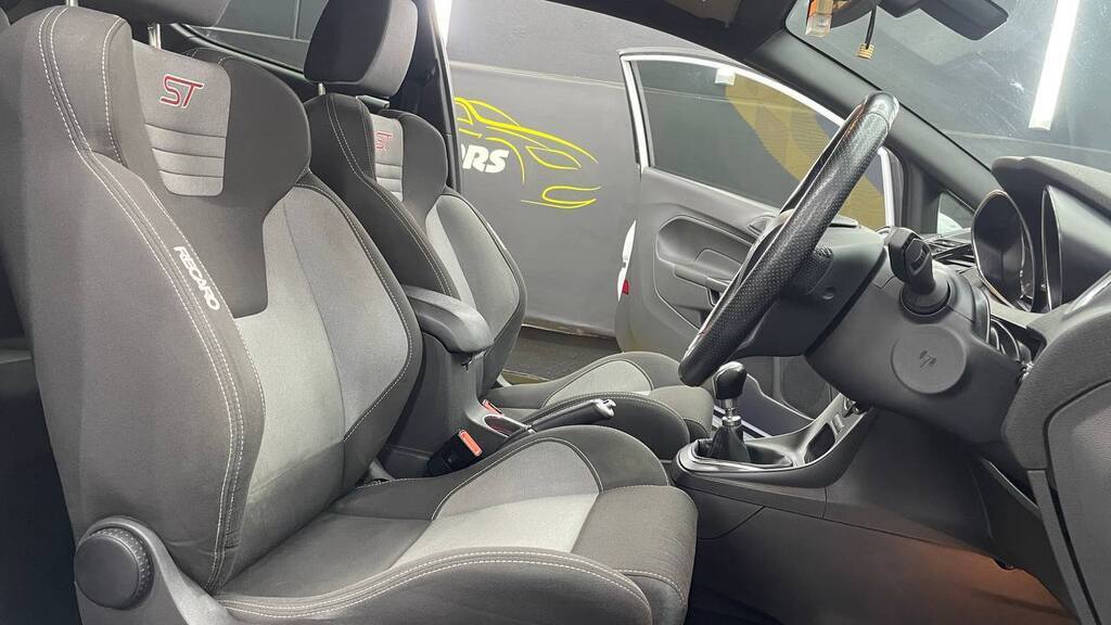 FORD - FIESTA ST 1.6 ECOBOOST GDTi