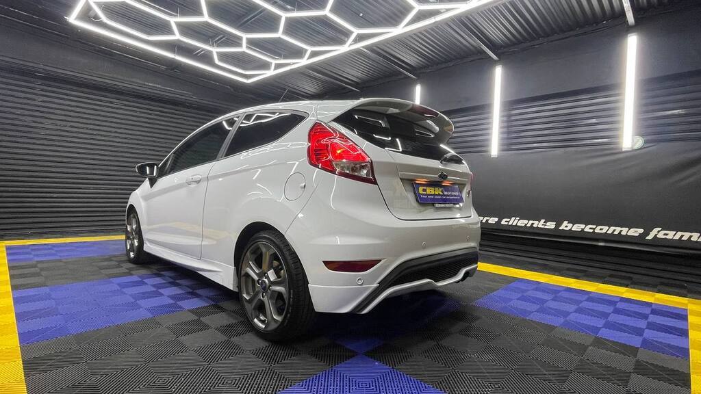 FORD - FIESTA ST 1.6 ECOBOOST GDTi