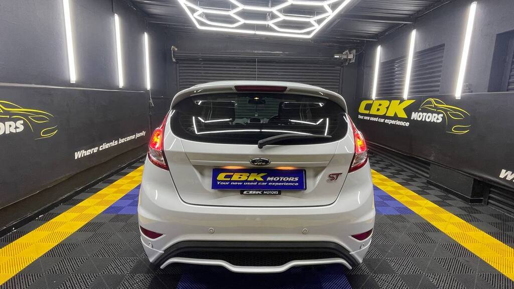 FORD - FIESTA ST 1.6 ECOBOOST GDTi