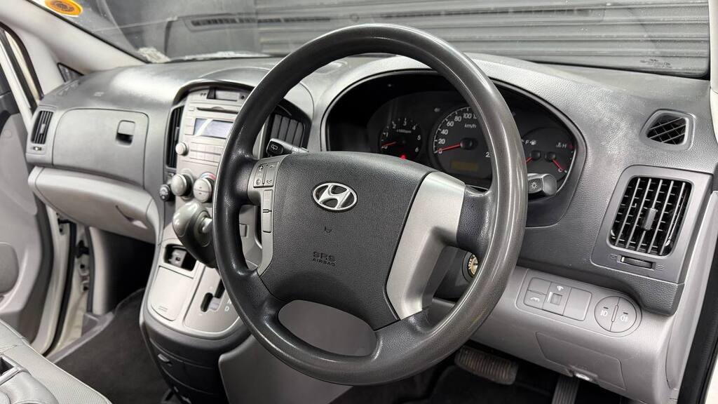 HYUNDAI - H-1 2.5 CRDI (VGT) WAGON A/T
