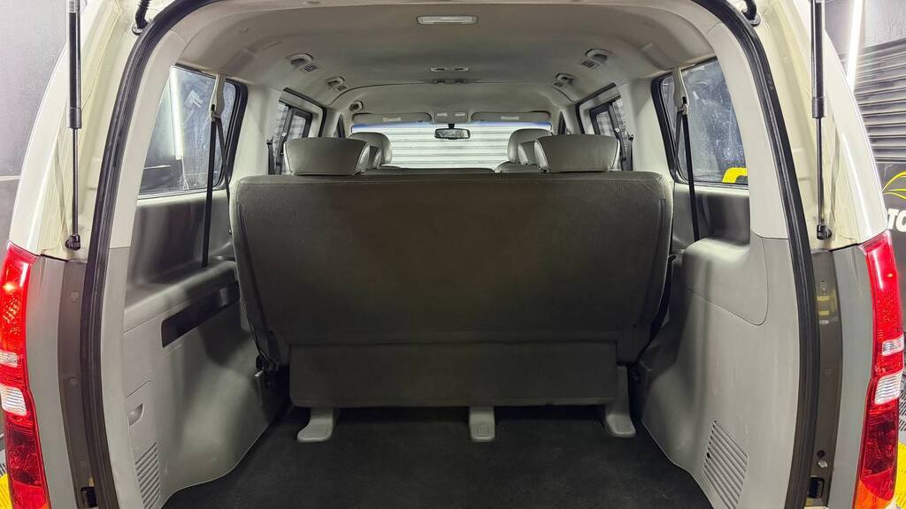 HYUNDAI - H-1 2.5 CRDI (VGT) WAGON A/T