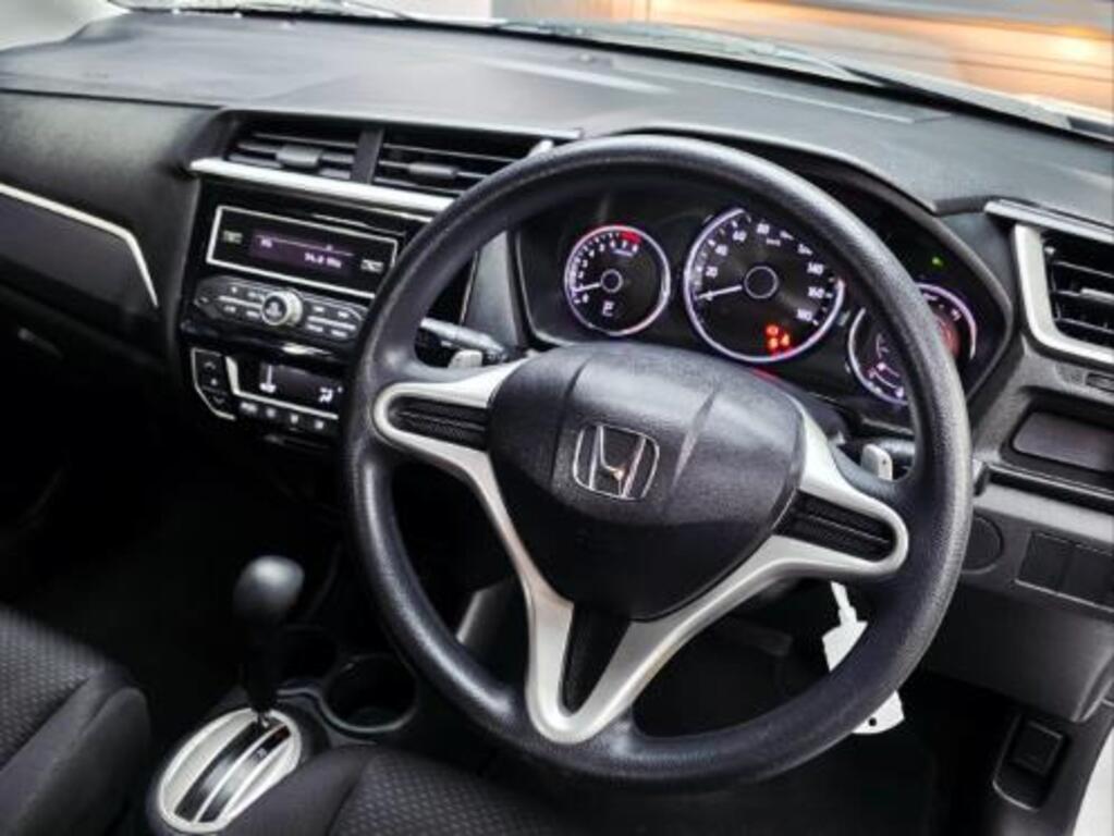 HONDA - BR-V 1.5 ELEGANCE CVT