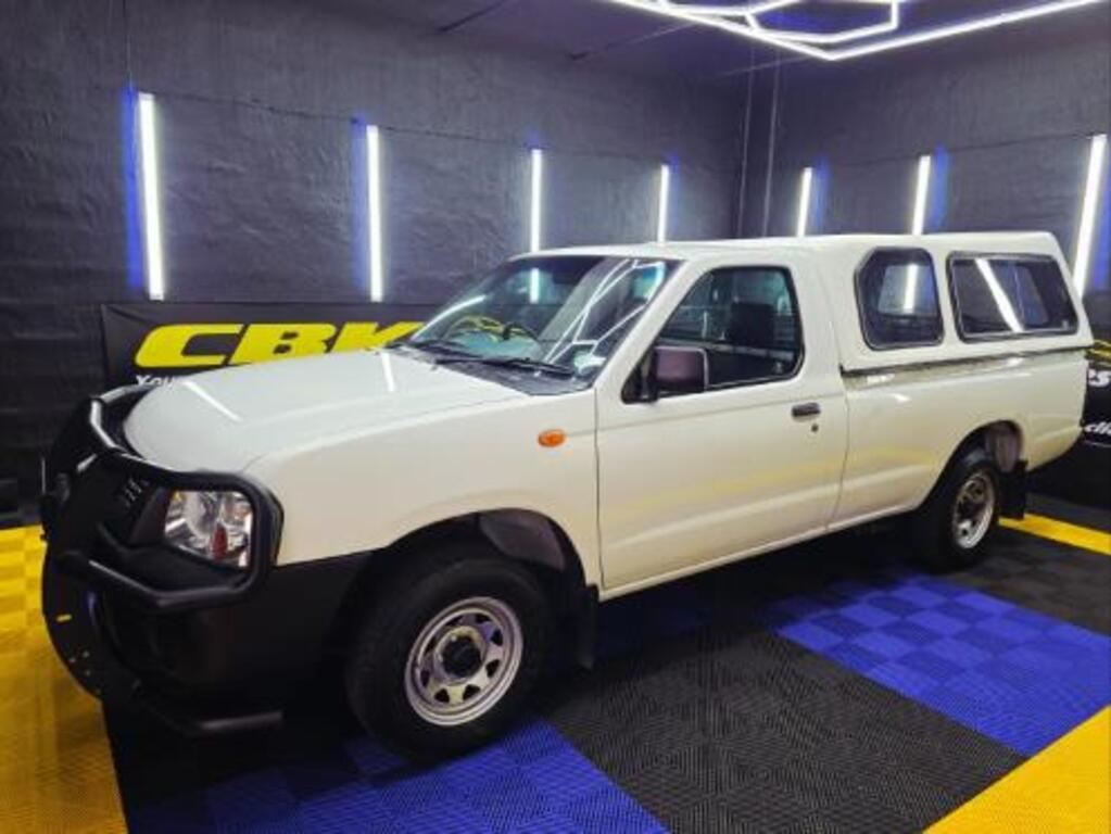 NISSAN - HARDBODY NP300 2.0i LWB P/U S/C