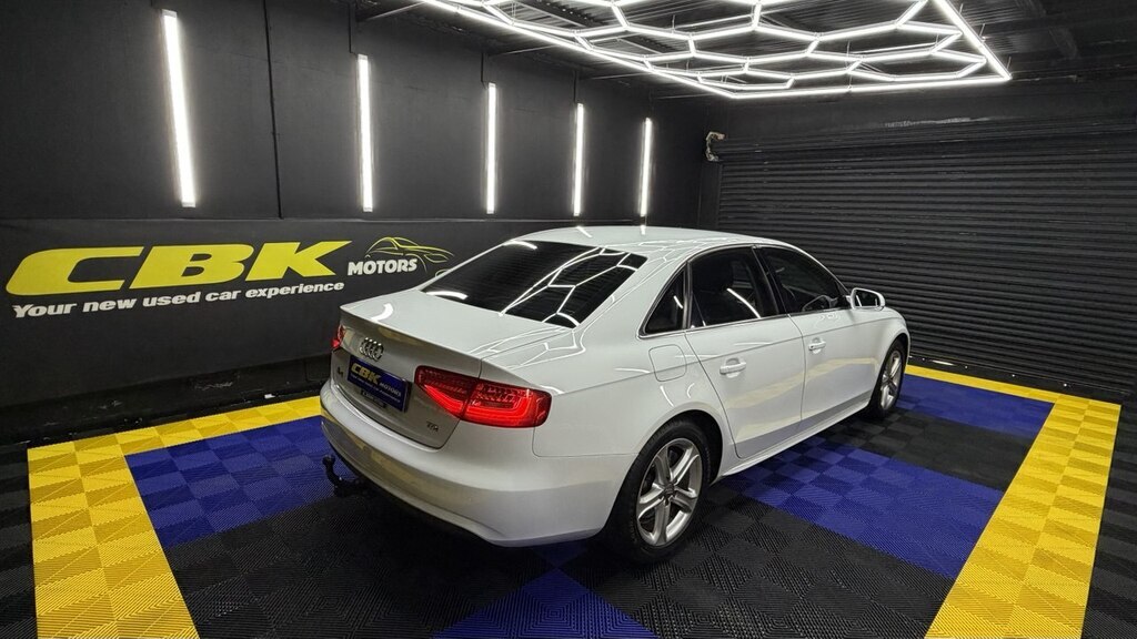 AUDI - A4 2.0 TDI SE MULTITRONIC