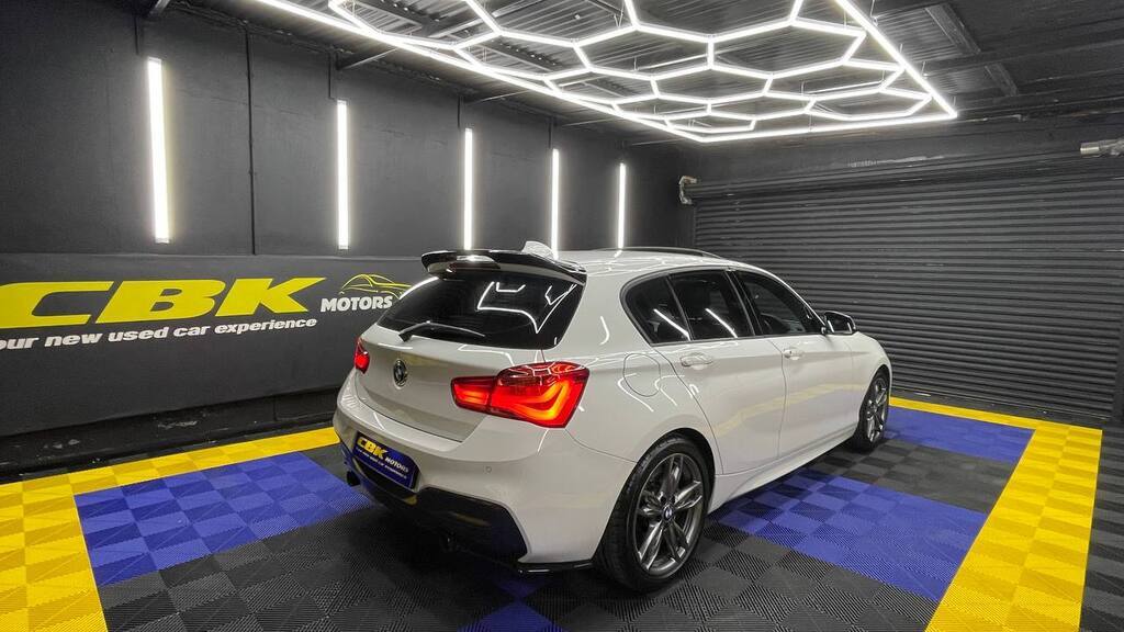 BMW - M135i 5DR (F20)