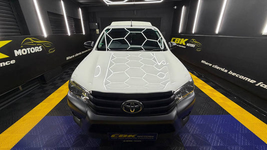 Toyota Hilux 2.4GD (Aircon)