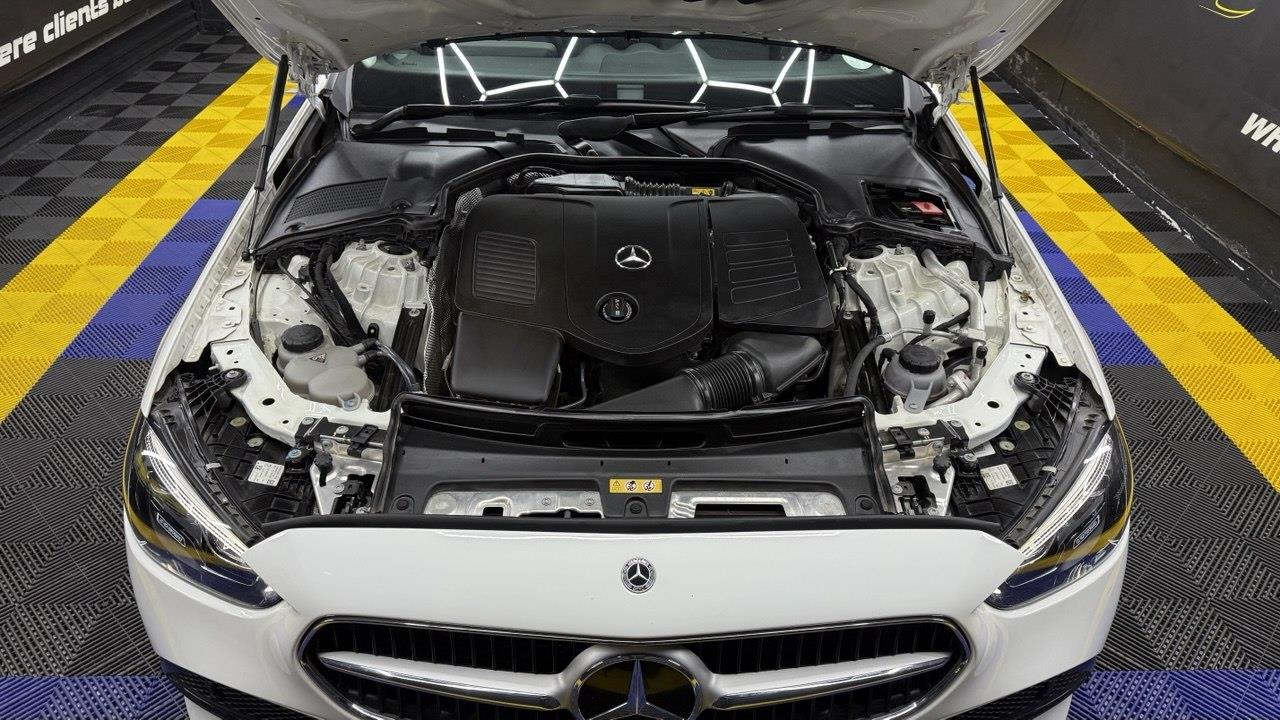 Mercedes-Benz - C-Class - C200 Avantgarde