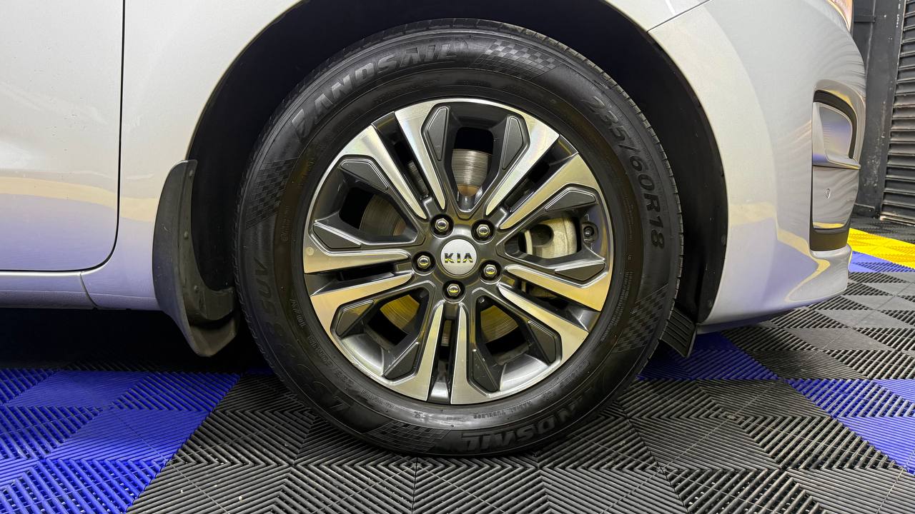 Kia - Grand Sedona - 2.2CRDi EX+