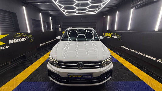 Volkswagen - Tiguan - 1.4TSI Comfortline R-Line Auto