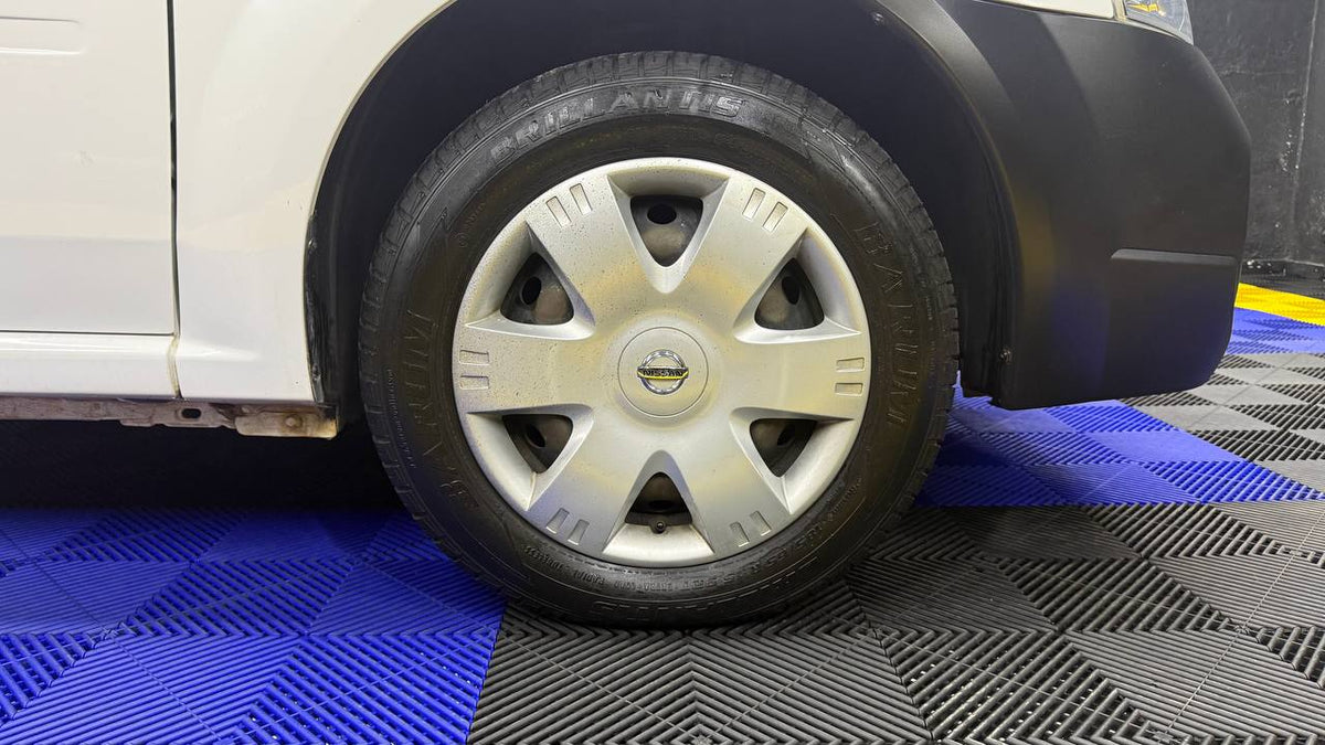 Nissan - NP200 - 1.6i (Aircon) Safety Pack