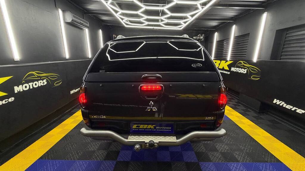 MITSUBISHI - TRITON 2.5 Di-D P/U D/C