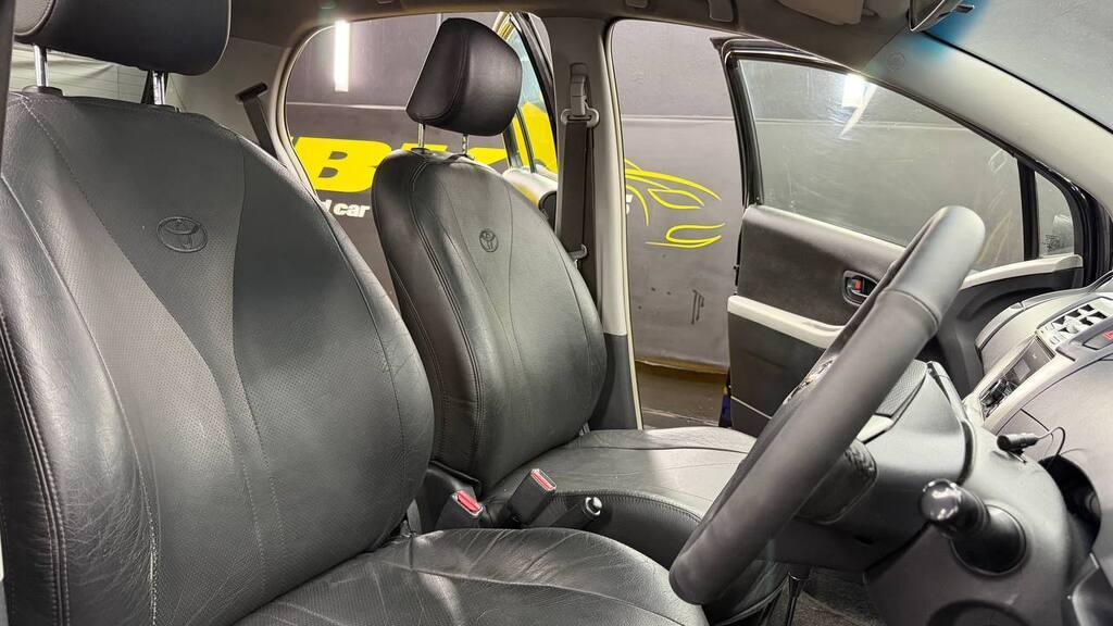 TOYOTA - YARIS T3 SPIRIT A/T 5Dr