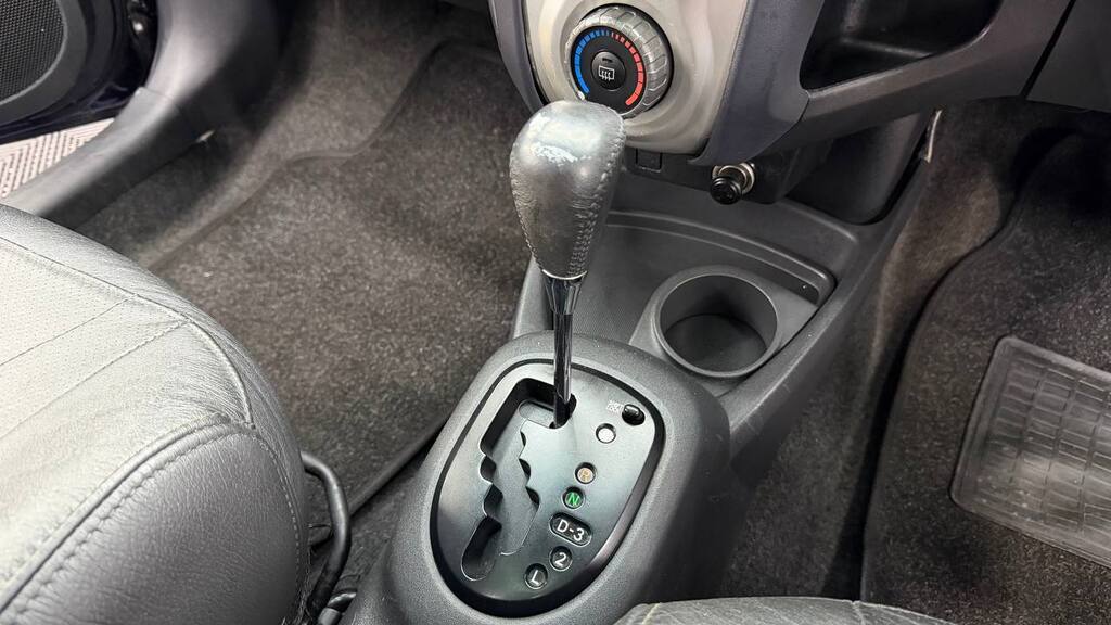 TOYOTA - YARIS T3 SPIRIT A/T 5Dr