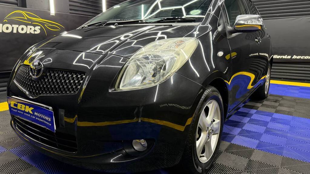 TOYOTA - YARIS T3 SPIRIT A/T 5Dr