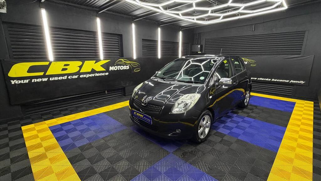 TOYOTA - YARIS T3 SPIRIT A/T 5Dr