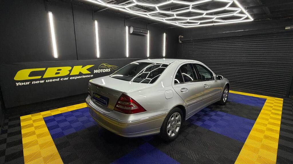 MERCEDES-BENZ - C180K ELEGANCE