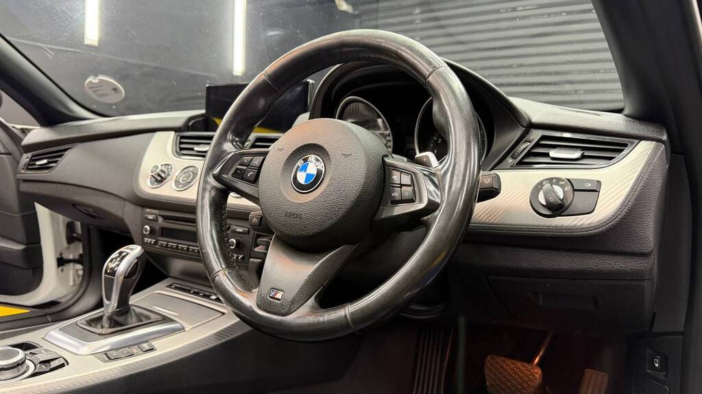 BMW - Z4 sDRIVE20i M SPORT A/T