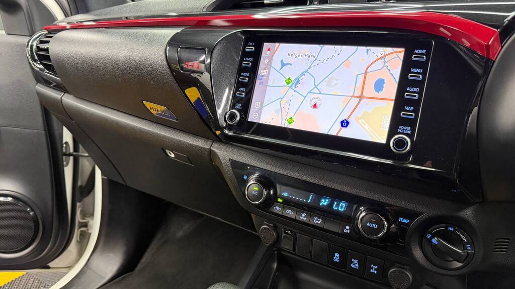 TOYOTA - HILUX 2.8 GD-6 GR-S 4X4 A/T P/U D/C