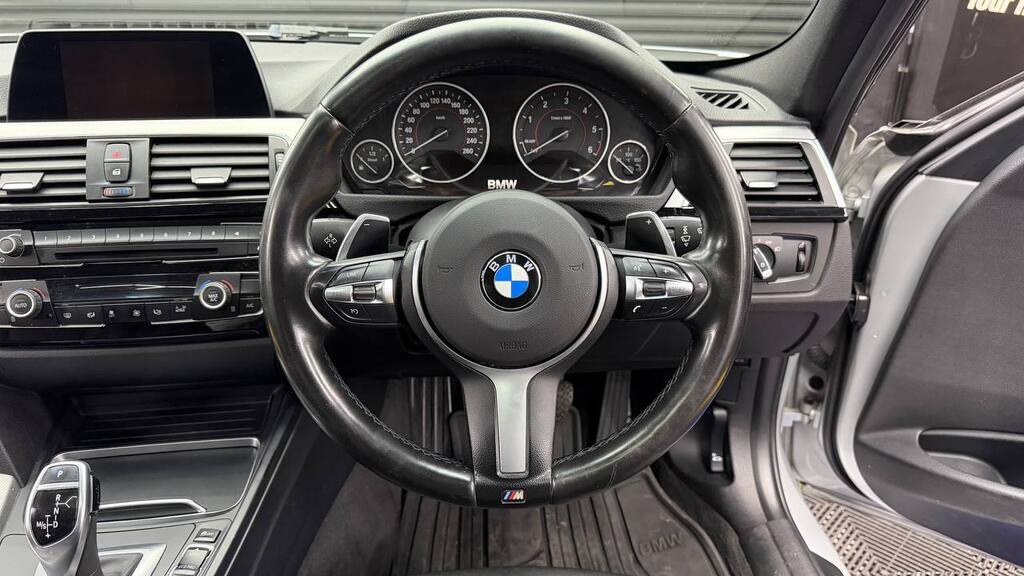 BMW - 320D M SPORT A/T (F30)