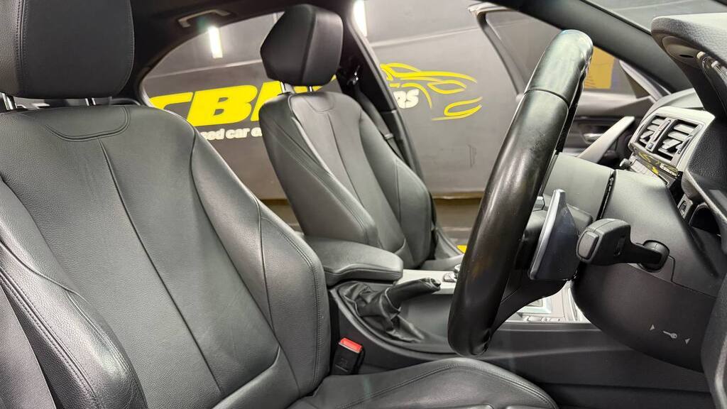 BMW - 320D M SPORT A/T (F30)