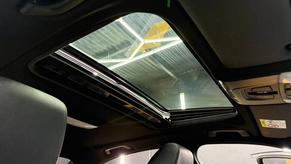 BMW - 320D M SPORT A/T (F30)