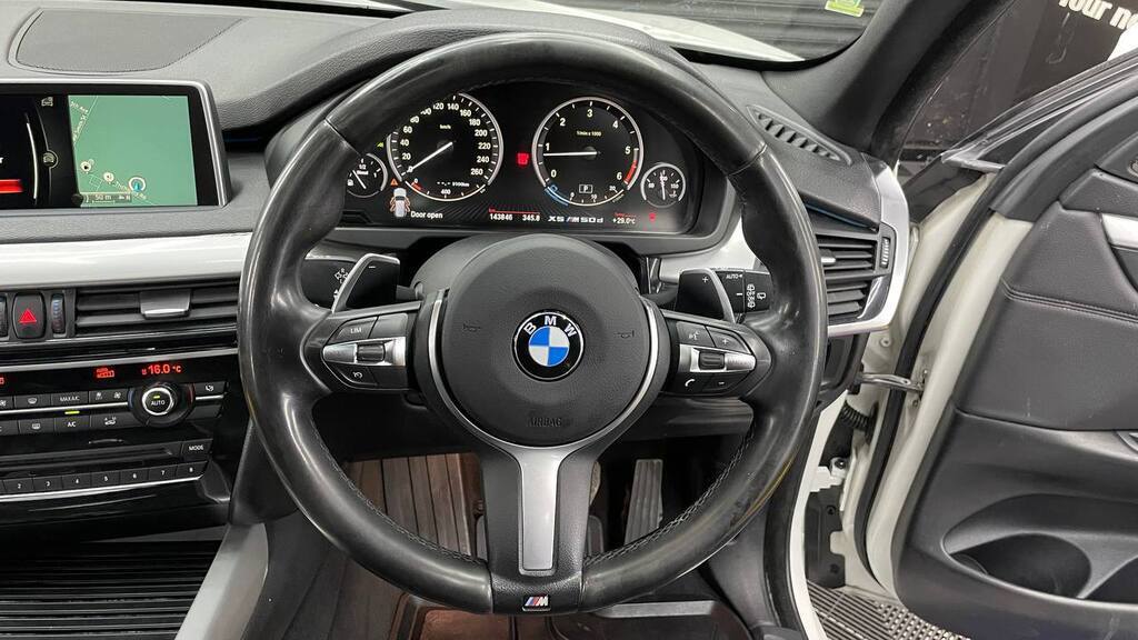 BMW - X5 M50d (F15)
