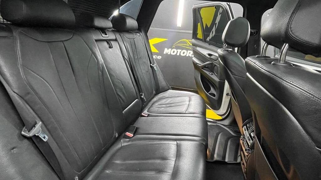 BMW - X5 M50d (F15)