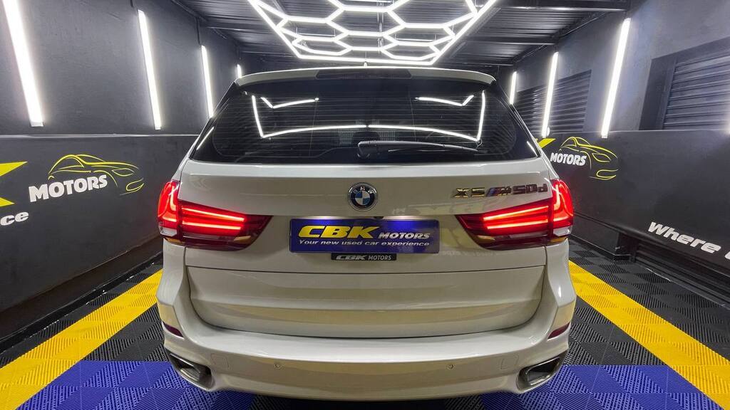 BMW - X5 M50d (F15)