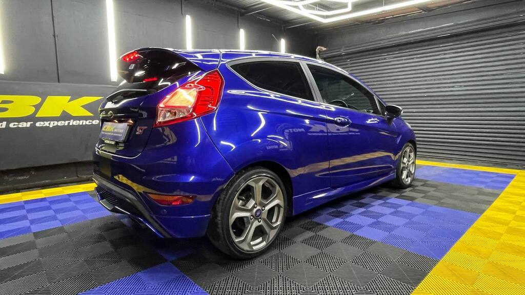 FORD FIESTA ST 1.6 ECOBOOST GDTi