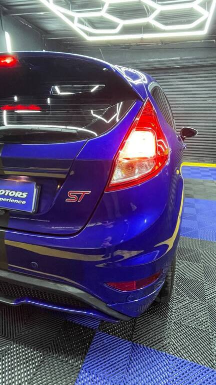 FORD FIESTA ST 1.6 ECOBOOST GDTi