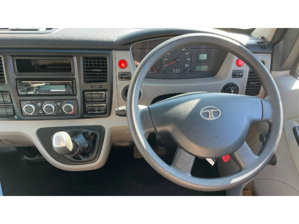 TATA ULTRA 814 4X2 F/C C/C