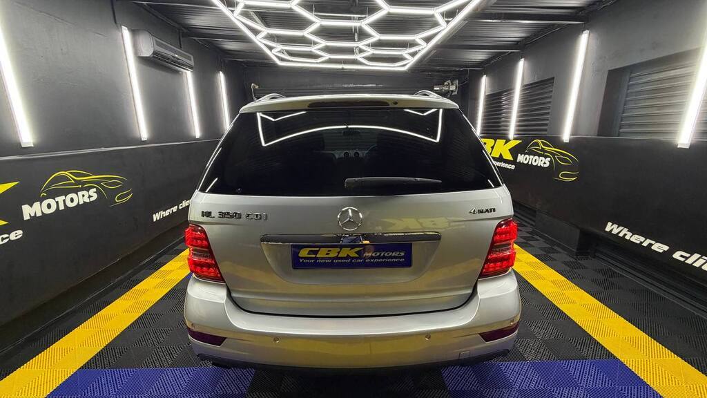 MERCEDES-BENZ - ML 350 CDI A/T