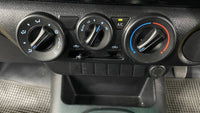 TOYOTA HILUX 2.4 GD A/C P/U S/C