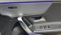 MERCEDES-BENZ A 200 A/T