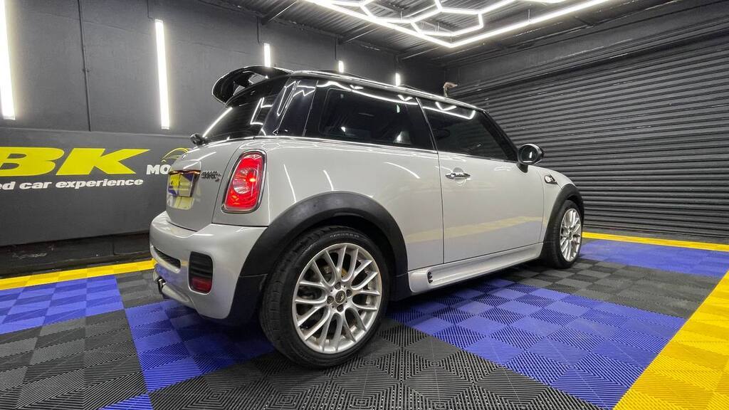 MINI COOPER JCW GP