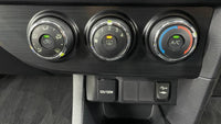 TOYOTA AURIS 1.6 XI