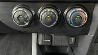 TOYOTA AURIS 1.6 XI