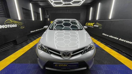 TOYOTA AURIS 1.6 XI