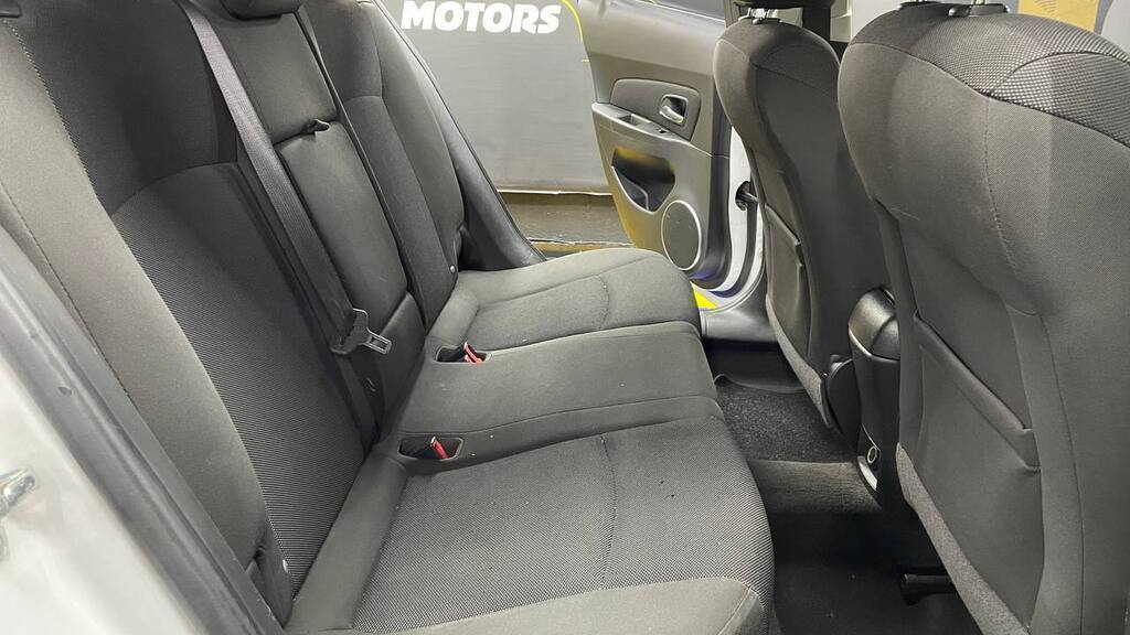 CHEVROLET - CRUZE 1.6 LS