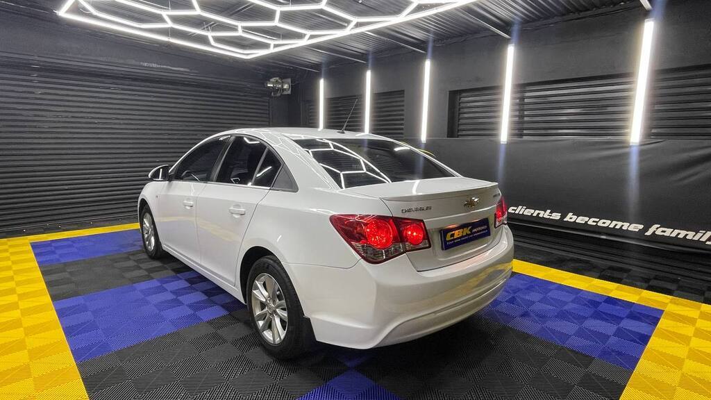 CHEVROLET - CRUZE 1.6 LS