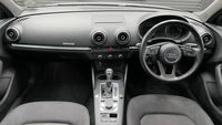 AUDI A3 1.0T FSI STRONIC (30 TFSI)