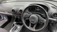 AUDI A3 1.0T FSI STRONIC (30 TFSI)