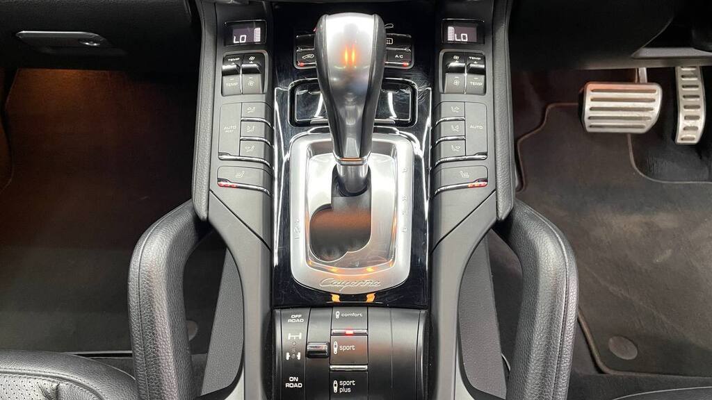PORSCHE CAYENNE S DIESEL (E2 GEN II)