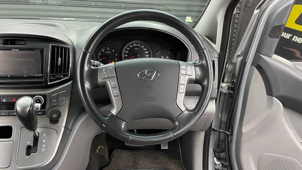 HYUNDAI H-1 2.5 CRDI A/T/ 2.5 ELITE A/T