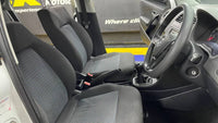 VOLKSWAGEN - POLO VIVO 1.4 COMFORTLINE (5DR)
