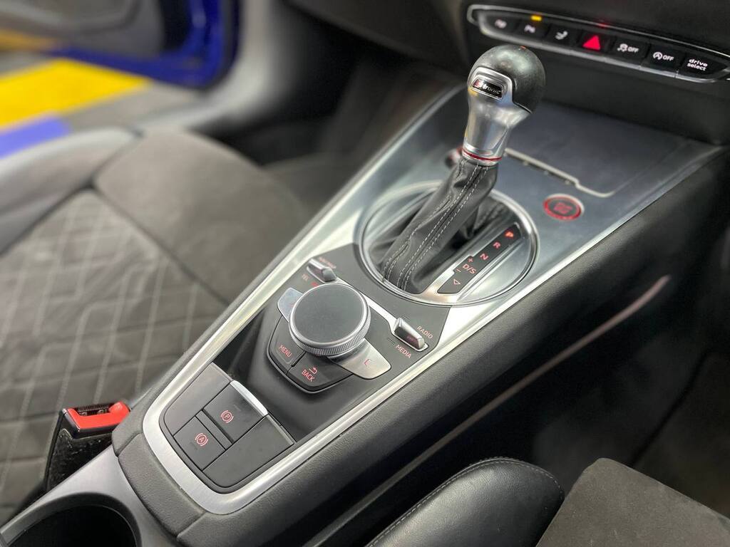 AUDI - TTS QUATTRO COUPE S TRONIC (228KW)